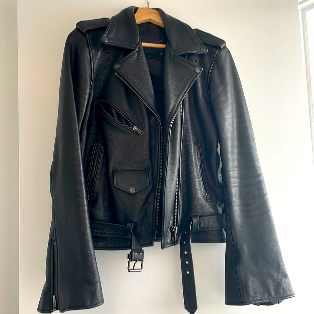 FABULOUS condition understated leather bell sleeve biker jacket.